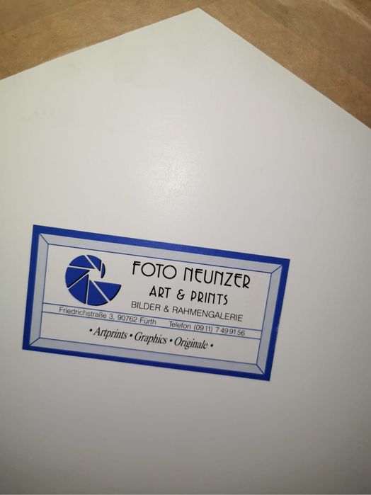 Картина абстрактна сюрреалистична в синя рамка ръчно изработена хартия