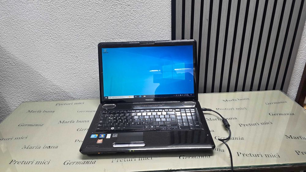 Laptop core i5 - Toshiba Satellite L555 - functional - instalat