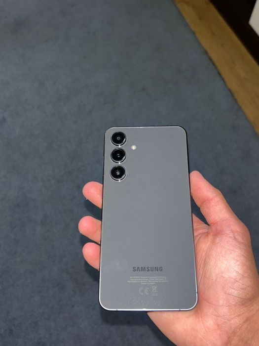 Продам Samsung s24fe