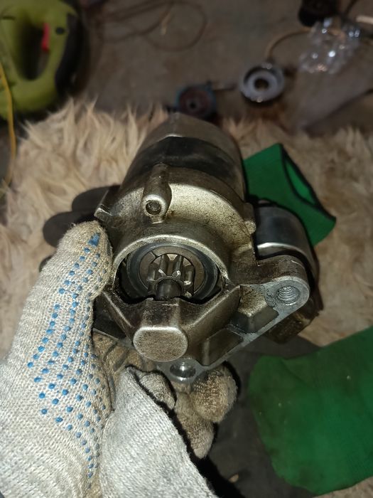 Продам стартер рабочий от Рено Дастера