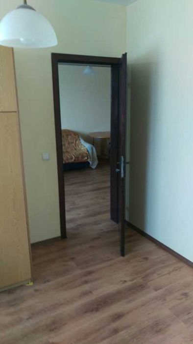 Дава се под наем Двустаен апартамент в София, Бъкстон - 70 кв.м за 348.84 € - Снимка #1