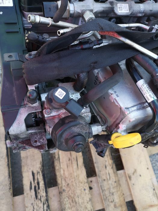 Injector injectoare pompa rampa 2.0 tdi CKF 150 CP Audi a3 2013