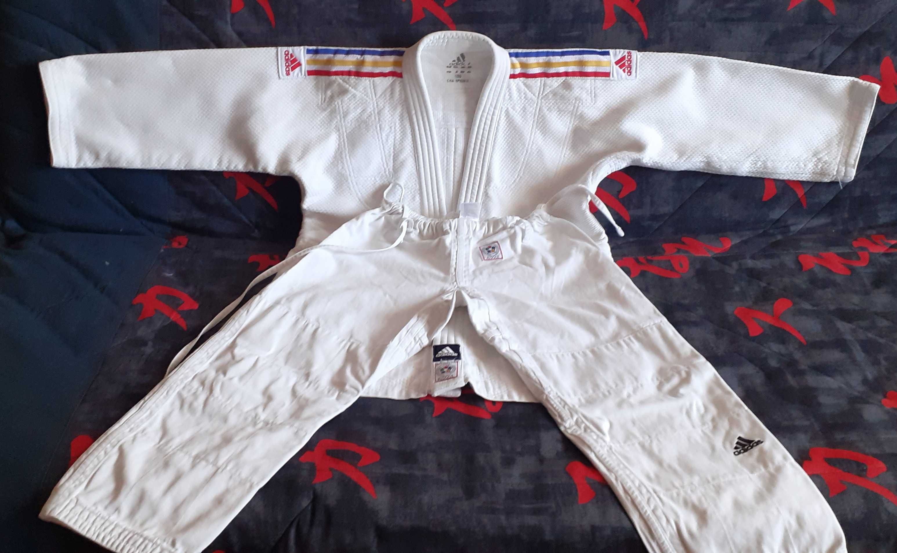 Kimono judo store adidas 150 cm