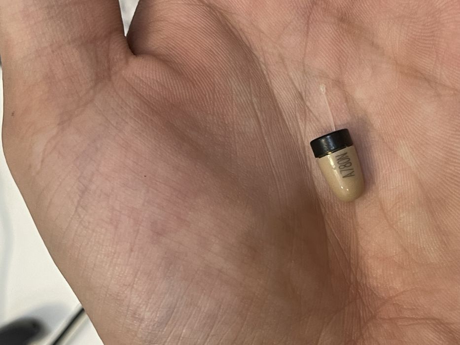 Продается ультра современный наушник