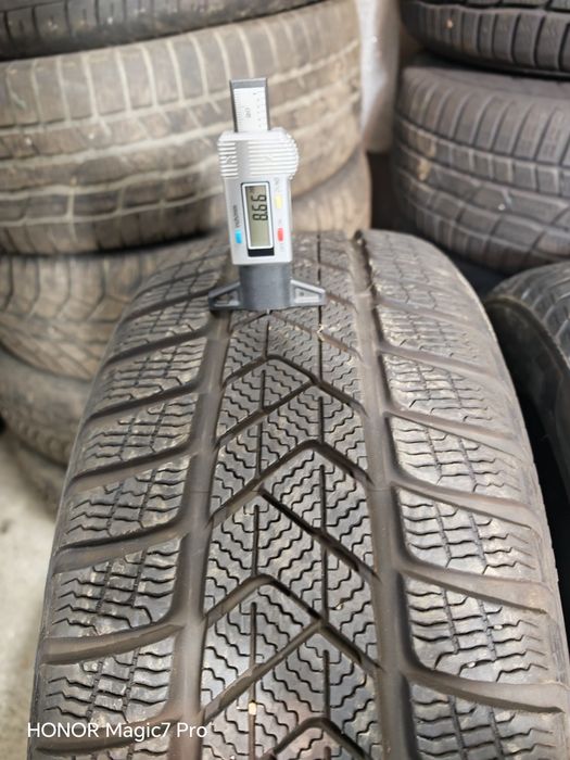 4xCauciucuri de iarnă 225 45r18 95H Pirelli iarna