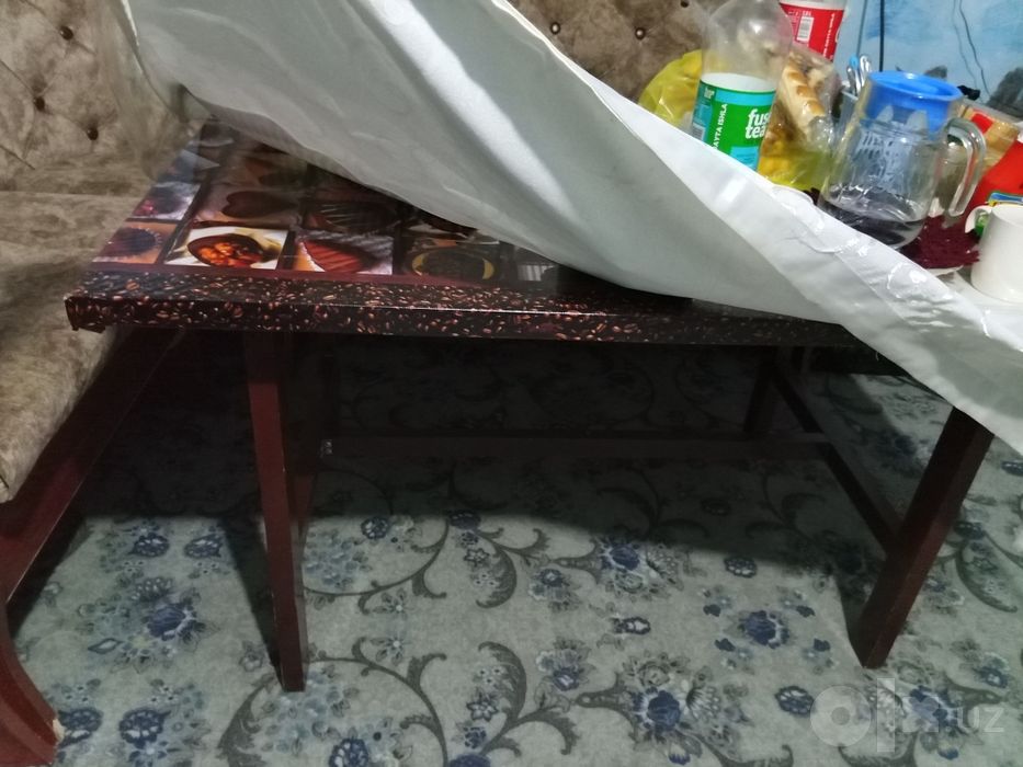 Срочно продаю Кухонный уголок