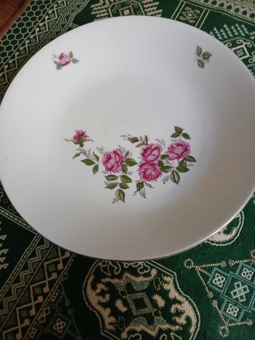 Продам столовый набор