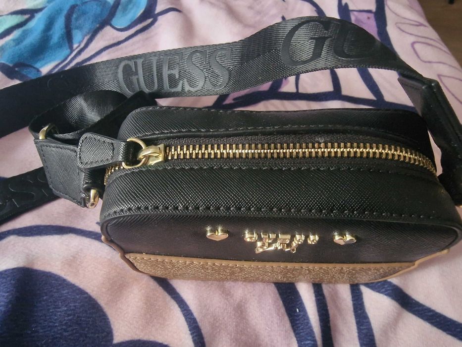 Малка чанта Guess