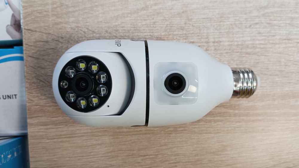 WiFi безжична въртяща се двойна IP камера за фасунга крушка лампа 6MP