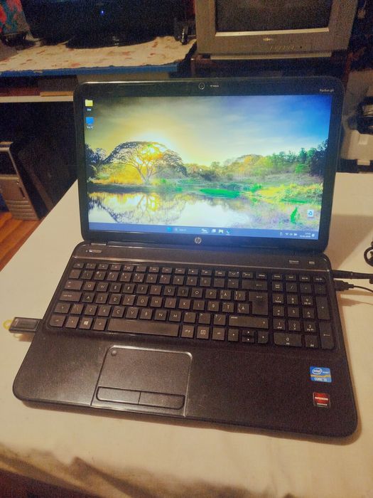 Laptop HP Pavilion i5, 8Gb RAM, SSD 256Gb