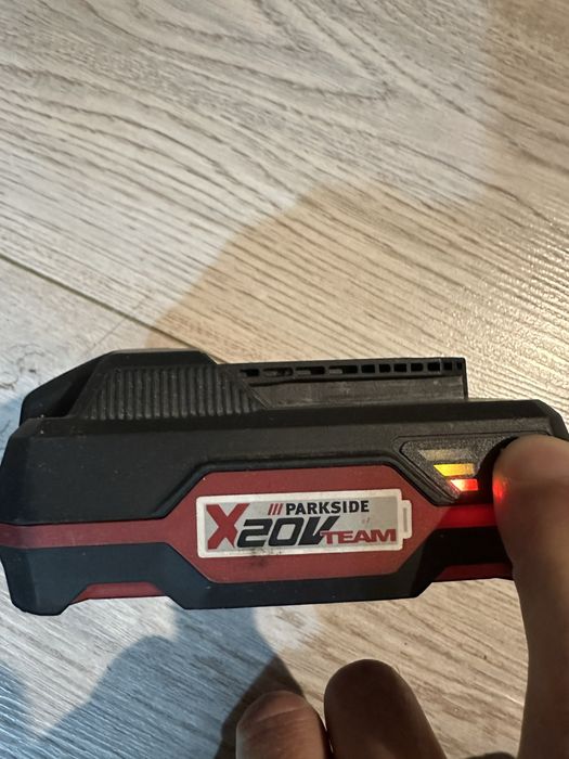 Masina de gaurit si insurubat cu impact parkside