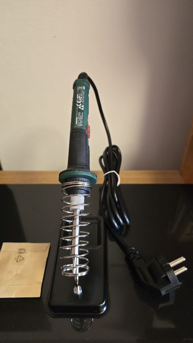 Letcon nou pentru lipit