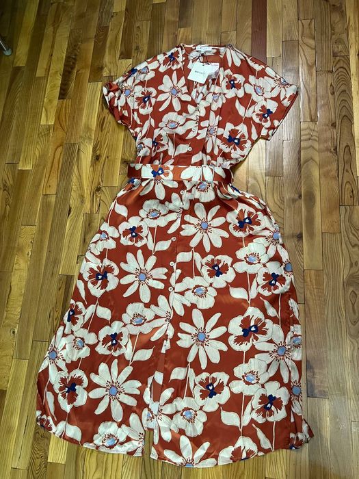 Новое платье бренда Манго