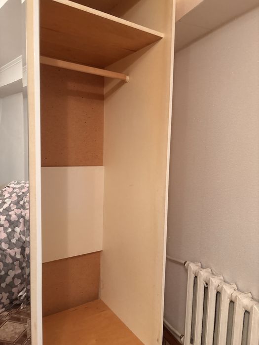 Продам шкаф в спальню