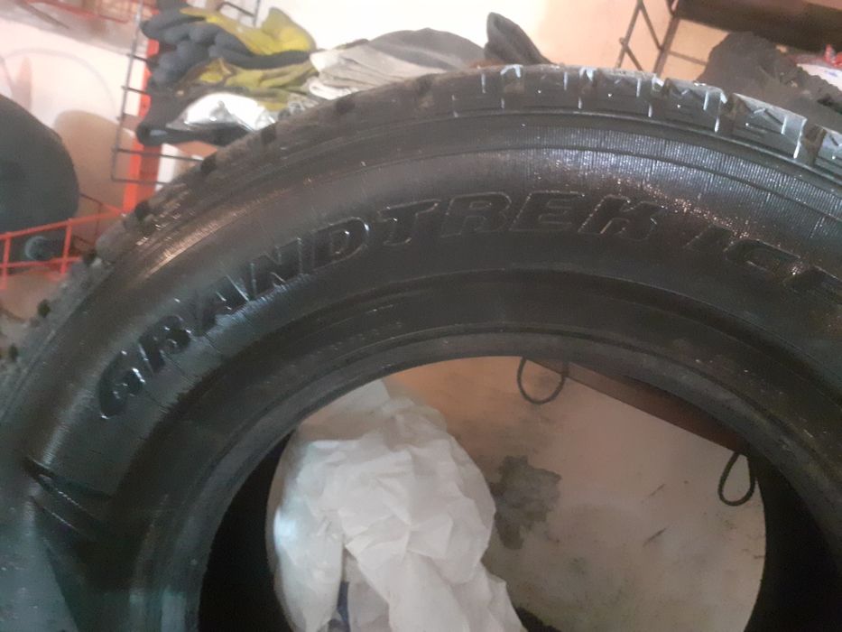 Продам  зимние автошины