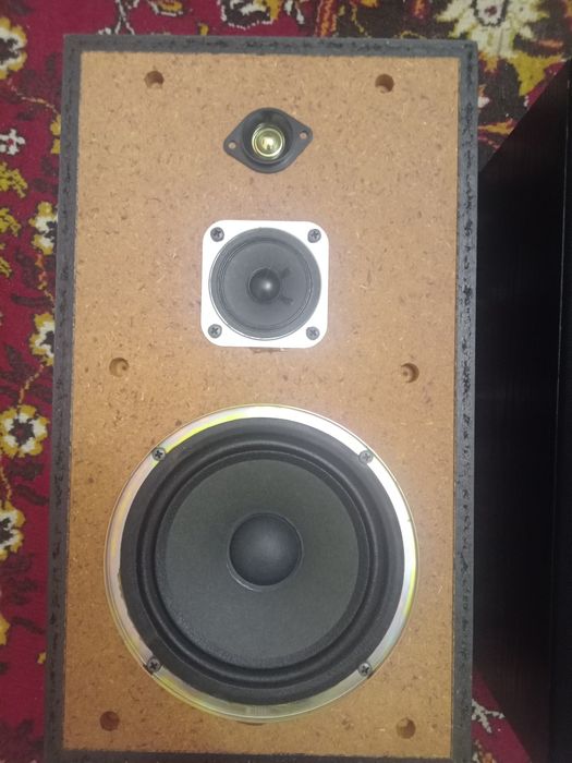 Doua boxe Sony SS-A225 60W .6 ohmi.si Kenwood LS56