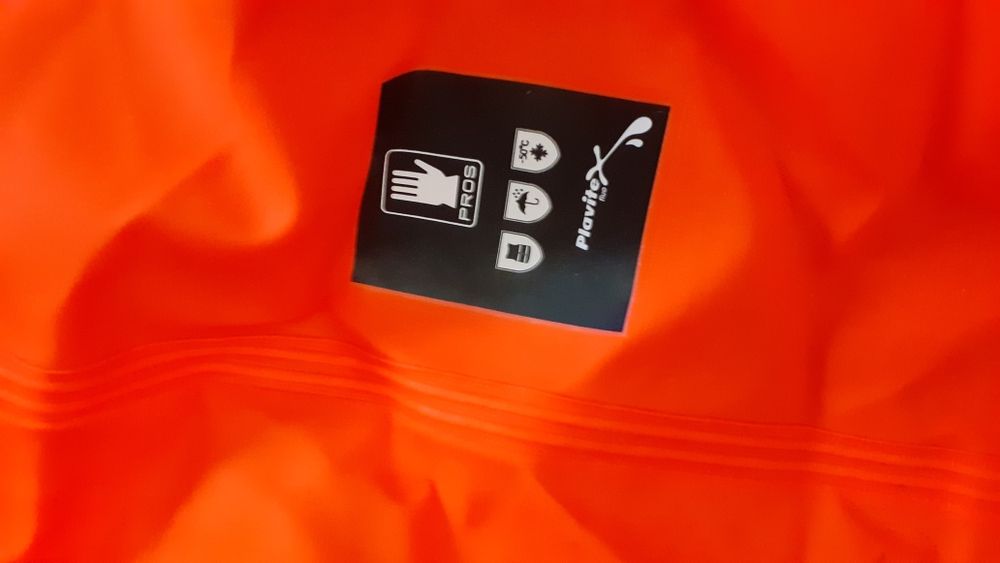 Спецовка для монтажников электриков. Прорезиненная. Б.у. Европа