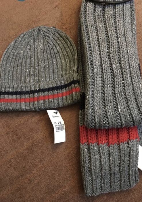 Caciula si fular bossini - noi, cu etichete