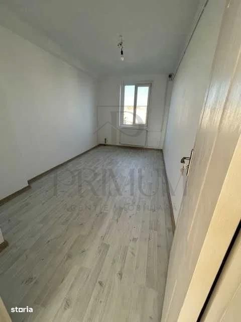 CENTRAL - 2 Camere - Centrala proprie - Etaj intermediar - LIFT - Fata