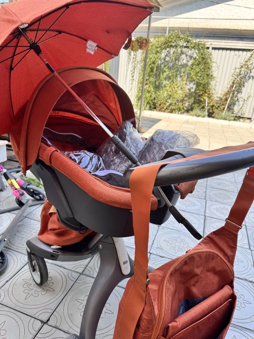 Продам Коляска Stokke