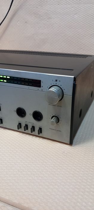 Casetofon deck  RFT hmx d100