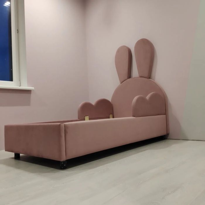 Детская мягкая кровать Зайка