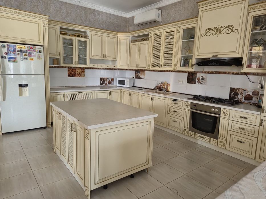 Кухонный гарнитур