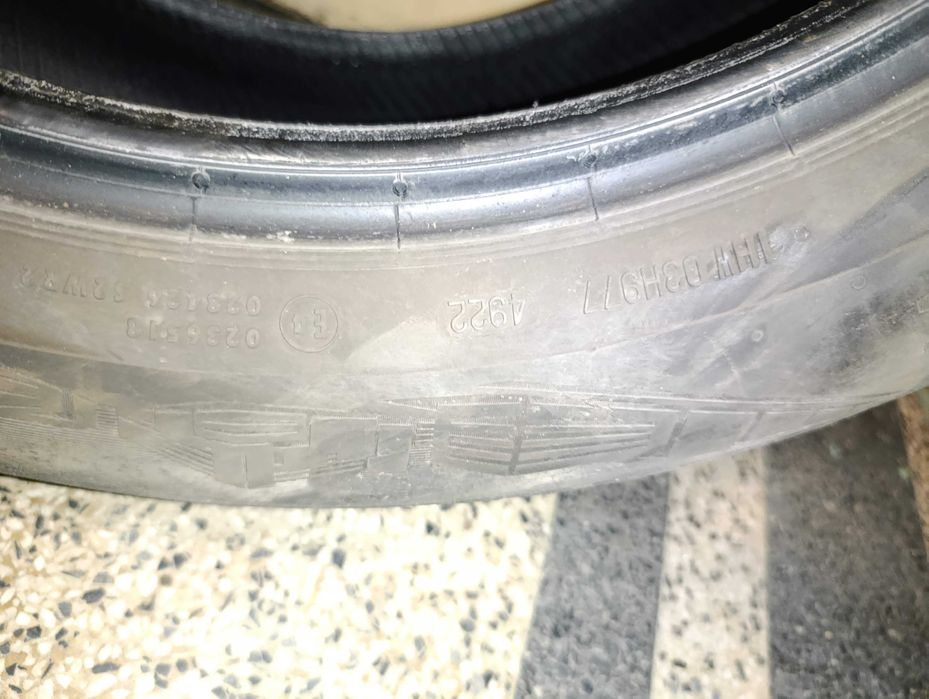 1 бр гума Continental AllSeason Contact 215/60/17