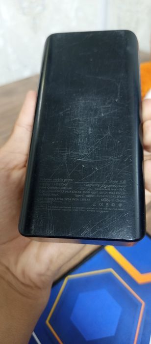 Powerbank sotiladi