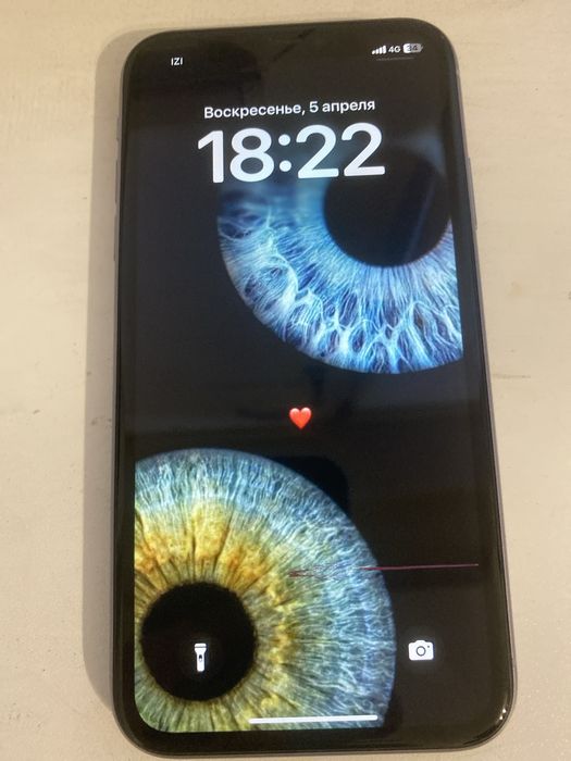 Продам Айфон 11