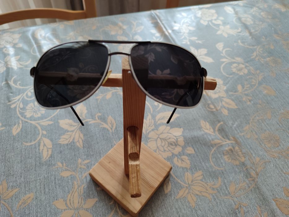 Слънчеви очила и части за слънчеви очила