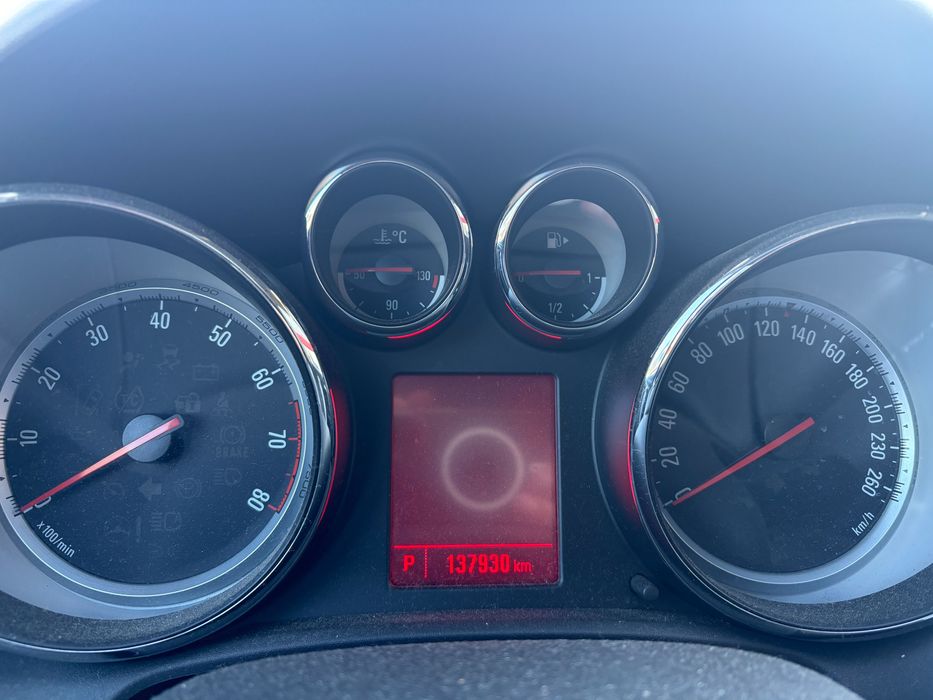 Vând Opel Astra 2012 automat