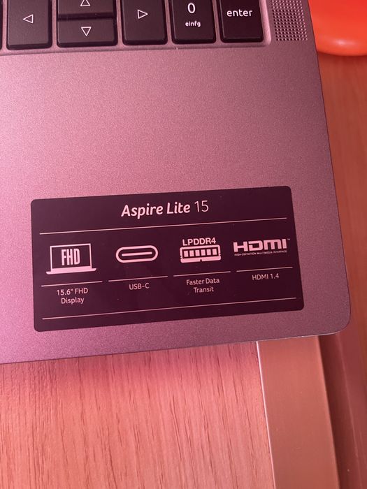 Laptop Acer Aspire Lite 15