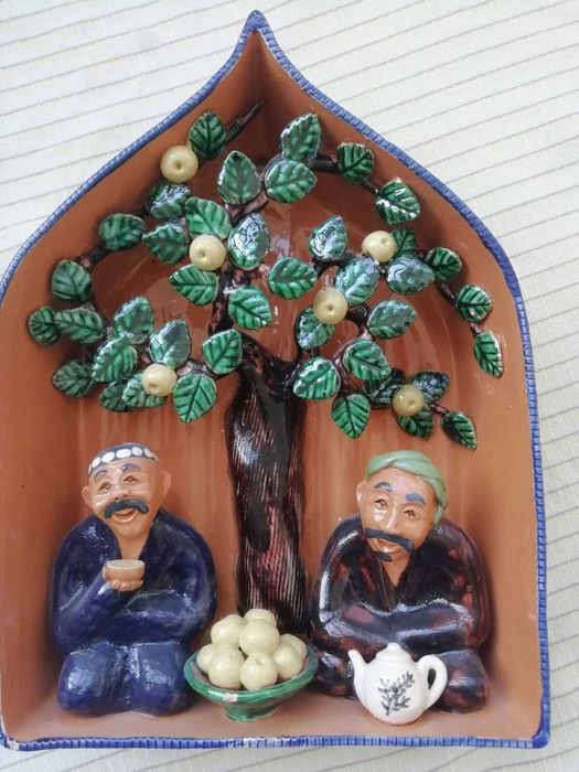 Вышивка крестиком, керамическое панно на стену, магниты на холодильник