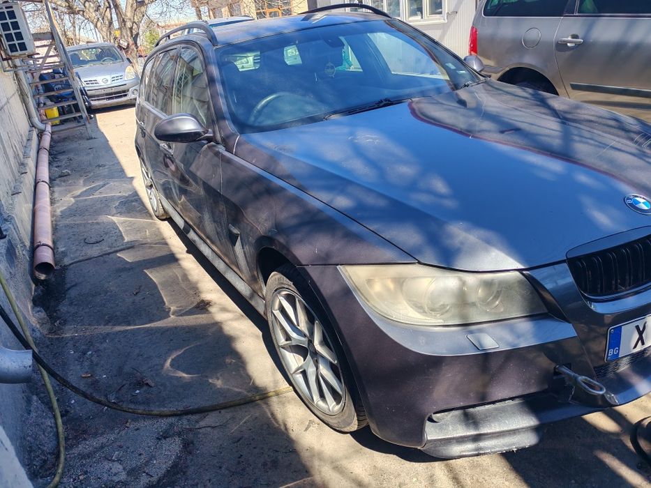 Продавам Бмв 330д е91 на части