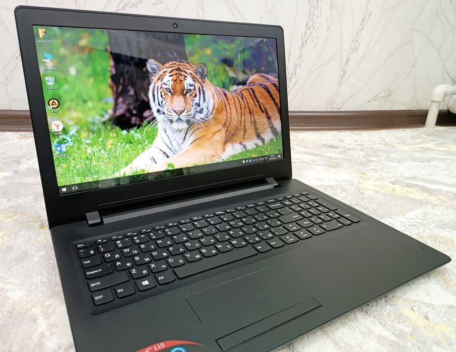 Notebook LENOVO Win 10 + SSD.