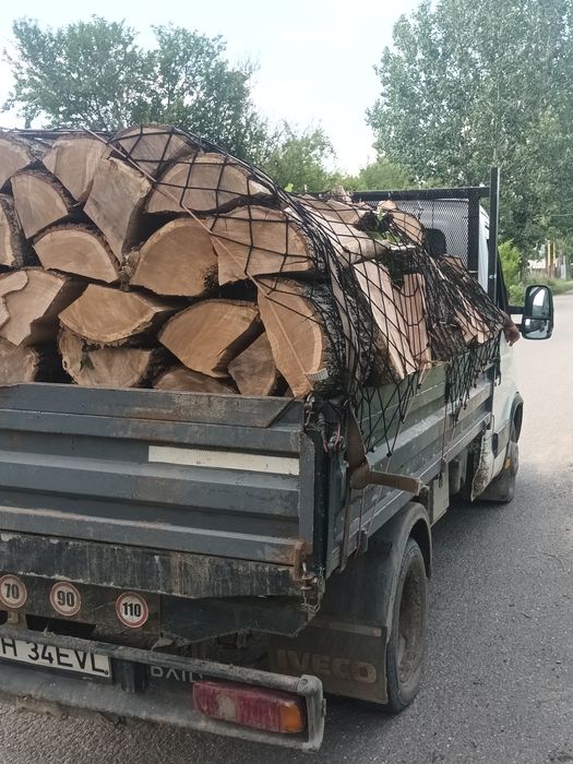Vand lemne de foc transport gratuit în prahova 0728449170