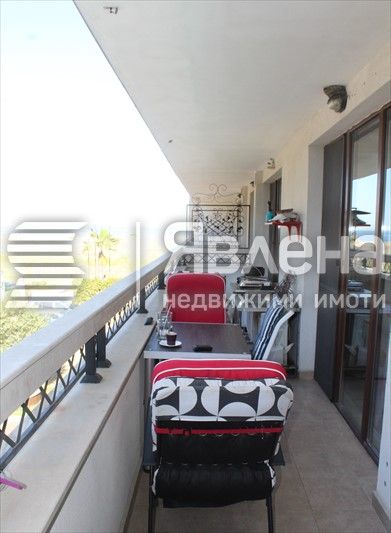 Продава се Тристаен апартамент в Приморско - 119 кв.м за 1345 €/кв.м - Снимка #5