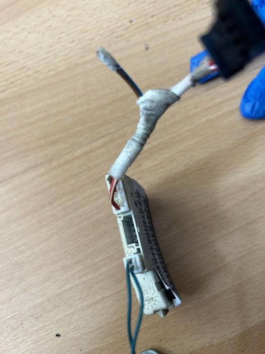 vibratii incalzire volan bmw f01 f02 f06 f07 f10 f11 f15 f16 f30 f31 f