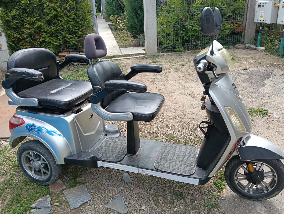 vand scuter electric