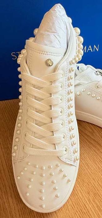 Sneakers Stuart Weitzman cu perle, din piele, marime 37.5