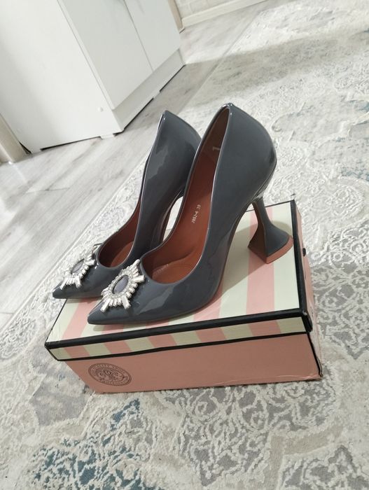 Продам туфли в отличном состоянии