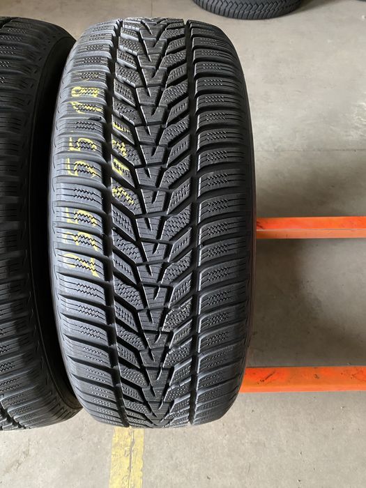 Anvelope iarna 235/55/19 Hankook Winter Icept Evo 3 235 55 19 R19
