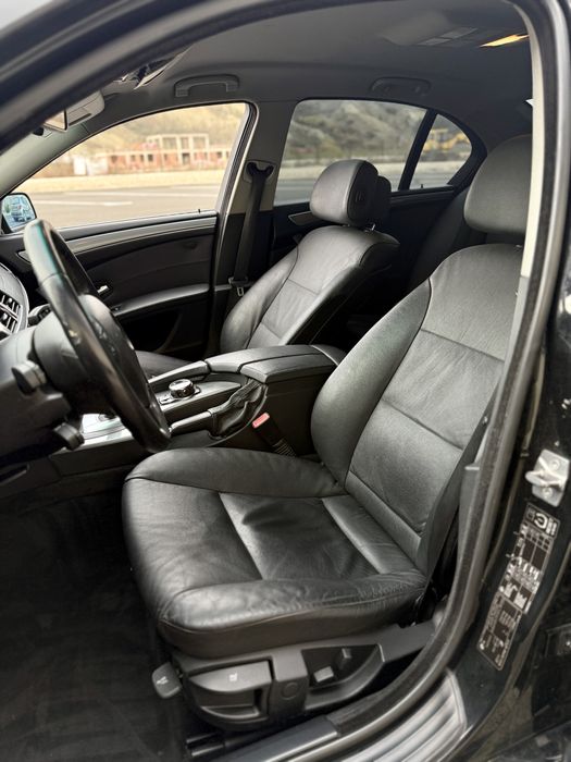 BMW 5 Series 2010 — imagine 5