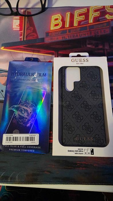 Калъф Guess За Samsung Galaxy S23 Ultra + 4бр Протектор за екрана