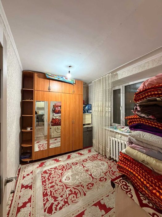 продается 2 ком окт район 8 школа