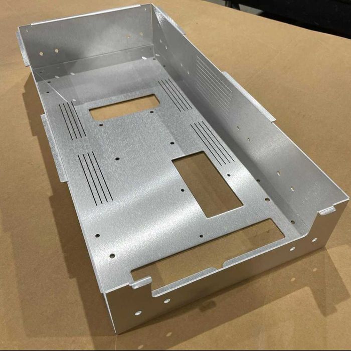 Лазерно рязане черни и цветни метали