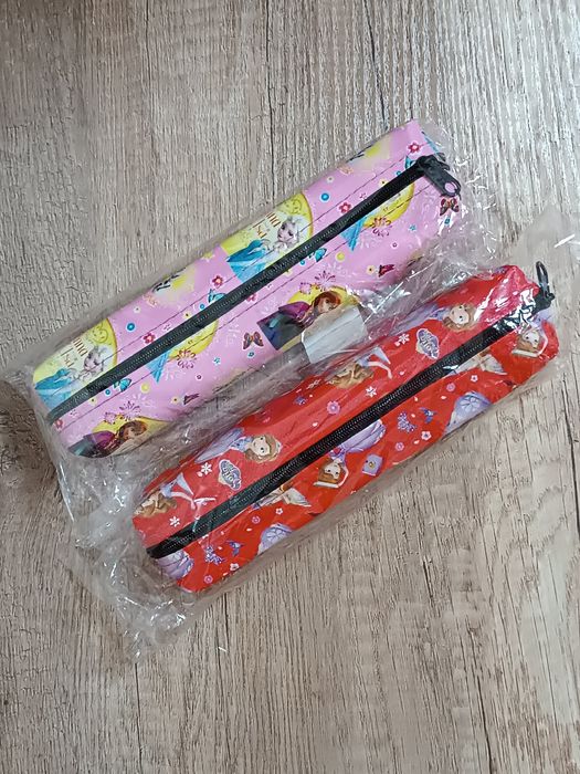 Продам пеналы для ручек и карандашей