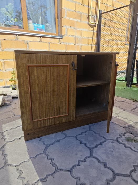Тумбочка бесплатно