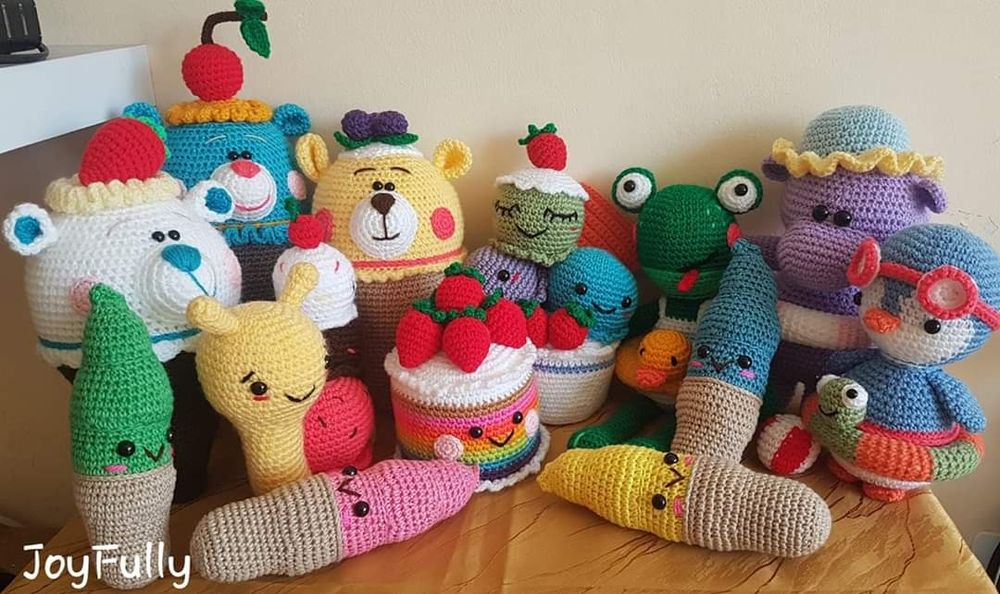 Плетени на една кука играчки